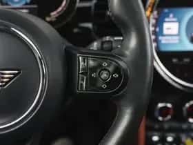 MINI Electric (2022) thumbnail 14