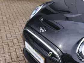 MINI Electric (2022) thumbnail 24