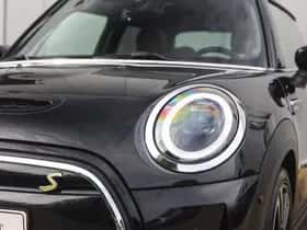 MINI Electric (2022) thumbnail 25