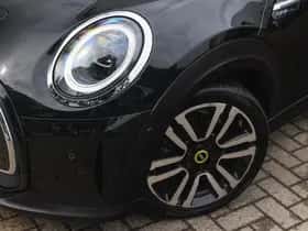 MINI Electric (2022) thumbnail 26