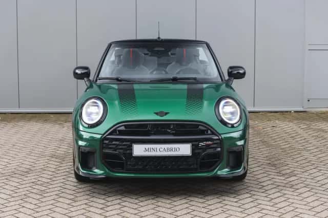 MINI Cabrio (2026) thumbnail 5