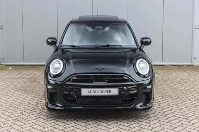 MINI Hatchback (2026) thumbnail 6