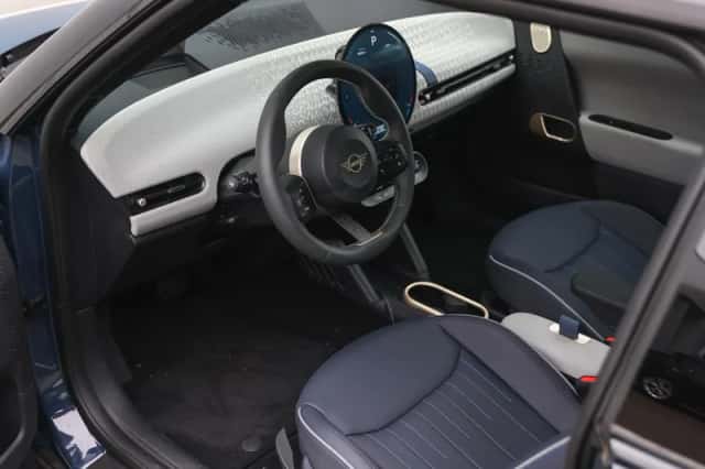 MINI Hatchback (2026) thumbnail 3
