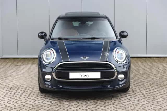 MINI Hatchback (2019) thumbnail 6