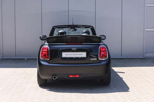 MINI Cabrio (2021) thumbnail 6