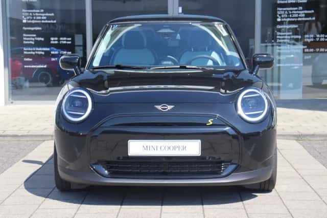 MINI Cooper (2026) thumbnail 2