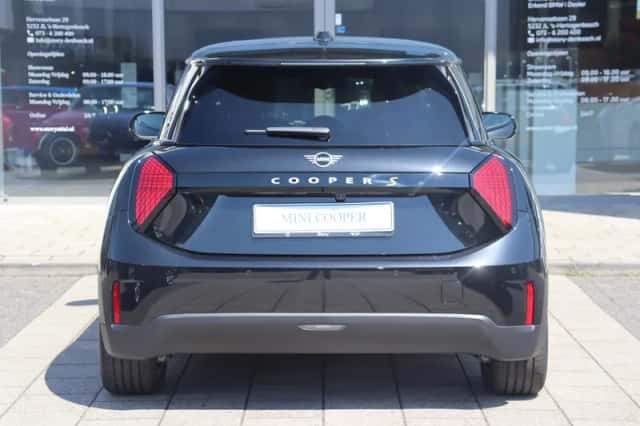 MINI Cooper (2026) thumbnail 6