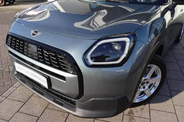 MINI Countryman (2026) thumbnail 2