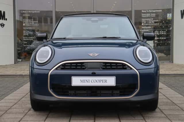 MINI Hatchback (2026) thumbnail 3