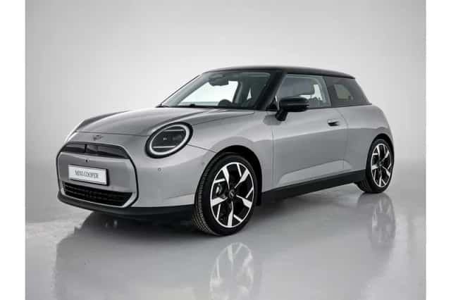 MINI Hatchback (2026) thumbnail 1