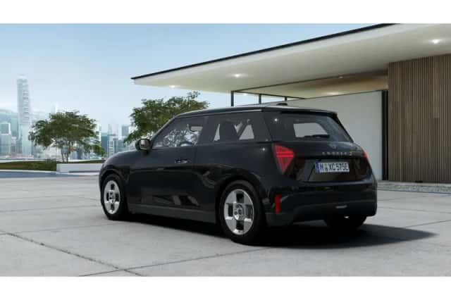MINI Hatchback (2026) thumbnail 2