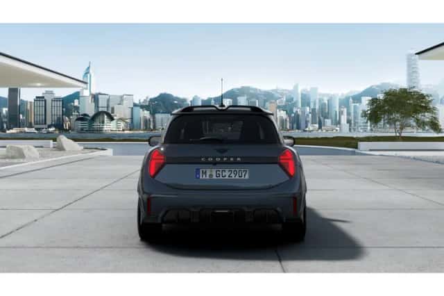 MINI Hatchback (2026) thumbnail 4