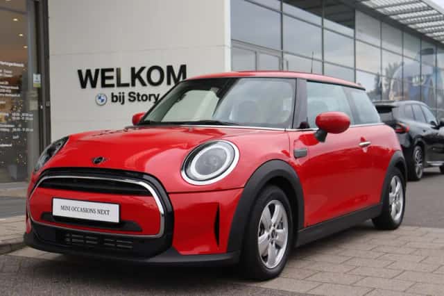 MINI Hatchback (2022) thumbnail 5