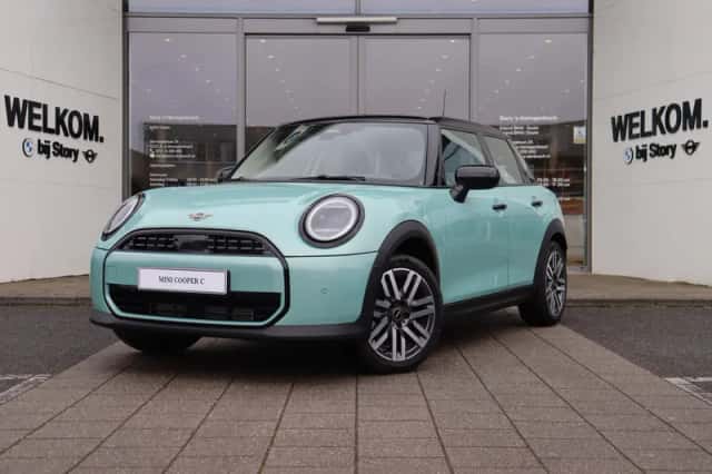 MINI Cooper (2026) thumbnail 1
