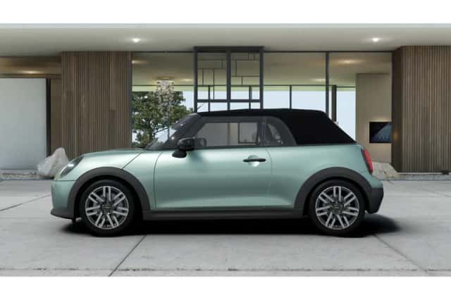 MINI Cabrio (2026) thumbnail 4
