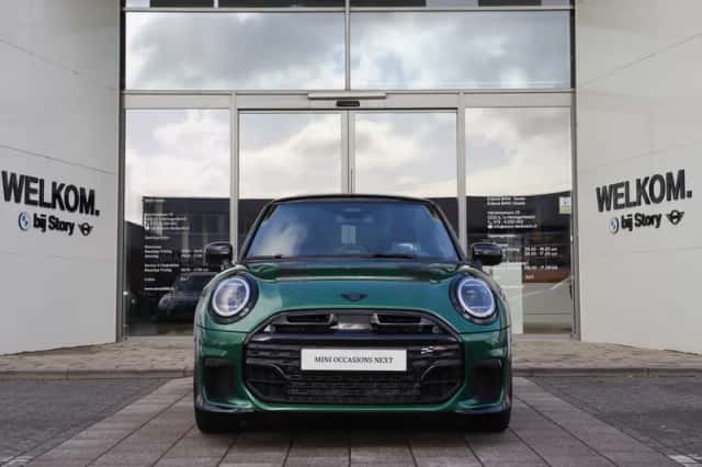MINI Hatchback (2026) thumbnail 3