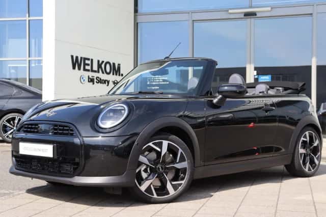 MINI Cabrio (2025) thumbnail 1