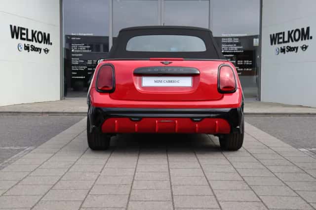MINI Cabrio (2026) thumbnail 5