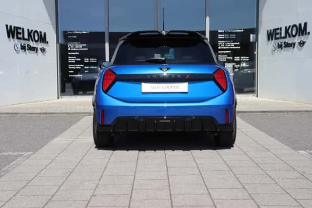 MINI Hatchback (2026) thumbnail 4