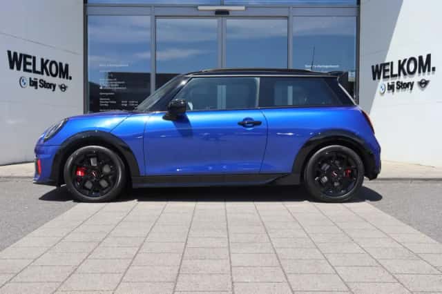 MINI Hatchback (2026) thumbnail 5