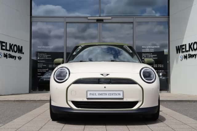 MINI Hatchback (2026) thumbnail 2