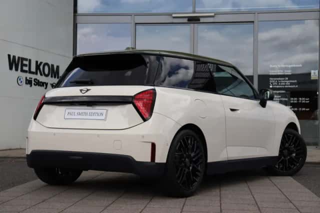 MINI Hatchback (2026) thumbnail 6