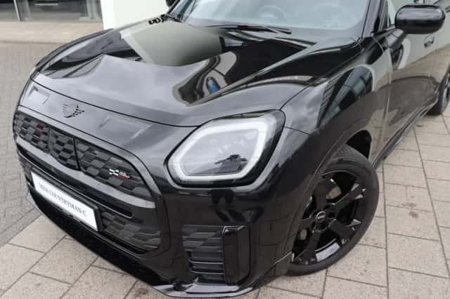 MINI Countryman (2026) thumbnail 3