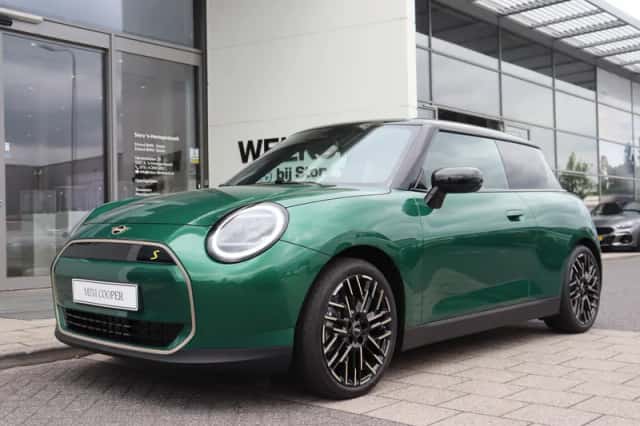 MINI Hatchback (2026) thumbnail 5