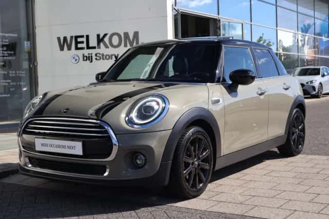 MINI Cooper (2019) thumbnail 5
