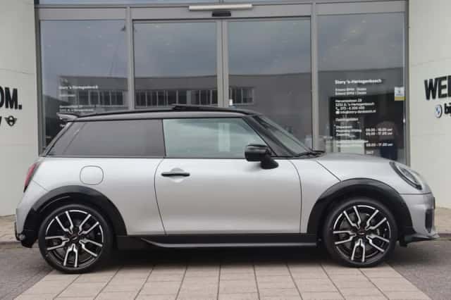 MINI Cooper (2026) thumbnail 4