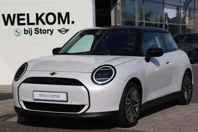 MINI Hatchback (2026) thumbnail 5