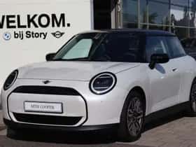 MINI Hatchback (2026) thumbnail 5