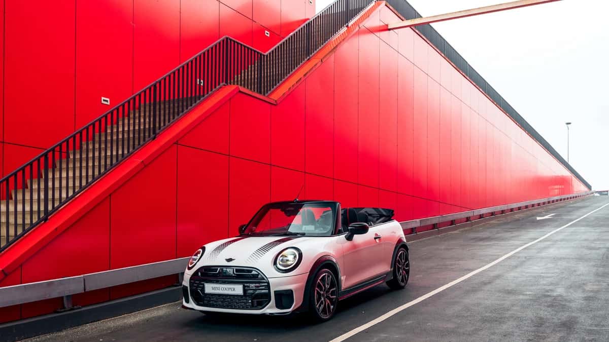 MINI Cabrio (2026) — foto 1