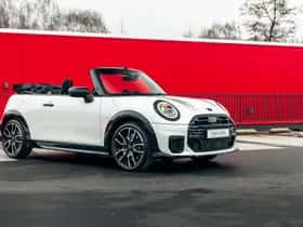 MINI Cabrio (2026) thumbnail 2