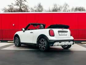 MINI Cabrio (2026) thumbnail 13