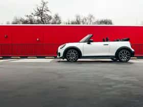 MINI Cabrio (2026) thumbnail 17