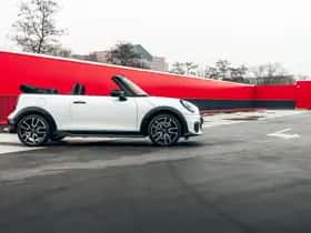 MINI Cabrio (2026) thumbnail 3
