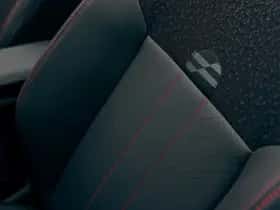 MINI Cabrio (2026) thumbnail 8