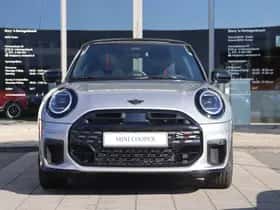 MINI Hatchback (2025) thumbnail 2