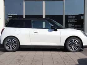MINI Hatchback (2026) thumbnail 11