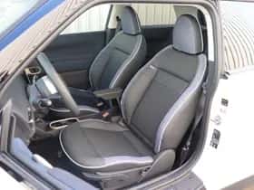 MINI Hatchback (2026) thumbnail 4