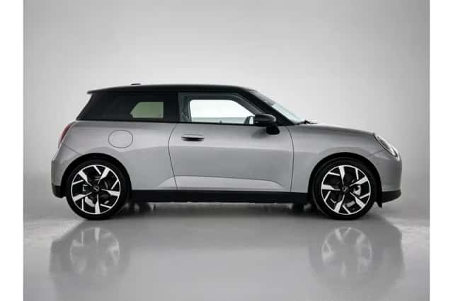 MINI Hatchback (2026) thumbnail 6