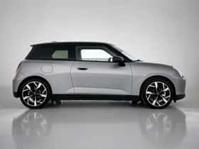 MINI Hatchback (2026) thumbnail 6