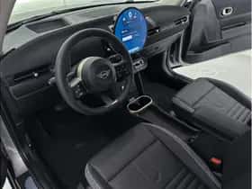 MINI Hatchback (2026) thumbnail 3