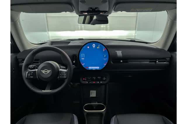 MINI Hatchback (2026) thumbnail 4