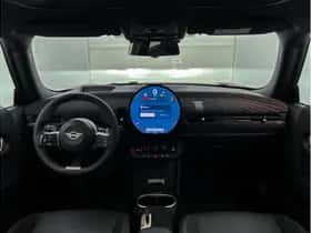 MINI Hatchback (2026) thumbnail 4