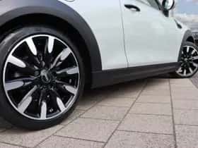 MINI Cabrio (2021) thumbnail 14