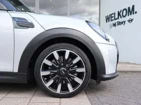 MINI Cabrio (2021) thumbnail 16