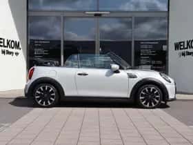 MINI Cabrio (2021) thumbnail 10