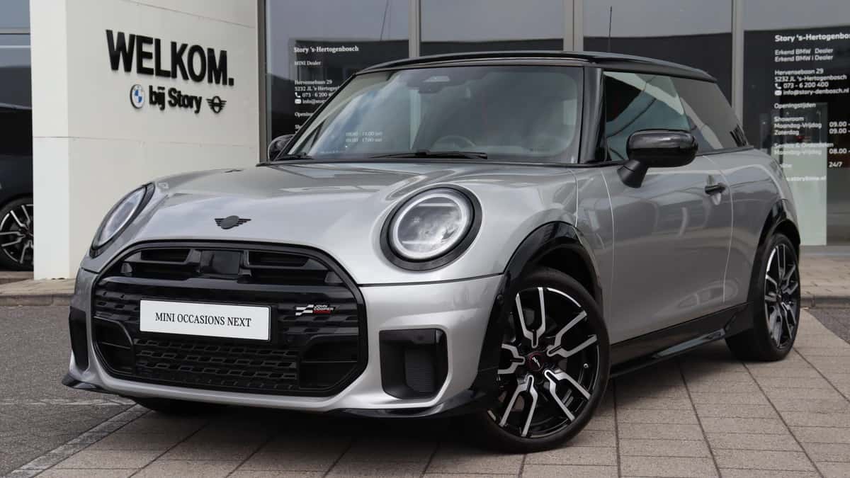 MINI Hatchback (2025) — foto 1